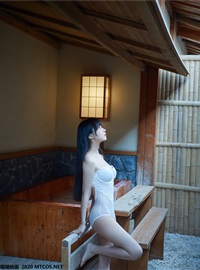 The hot spring of white swimsuit(11)